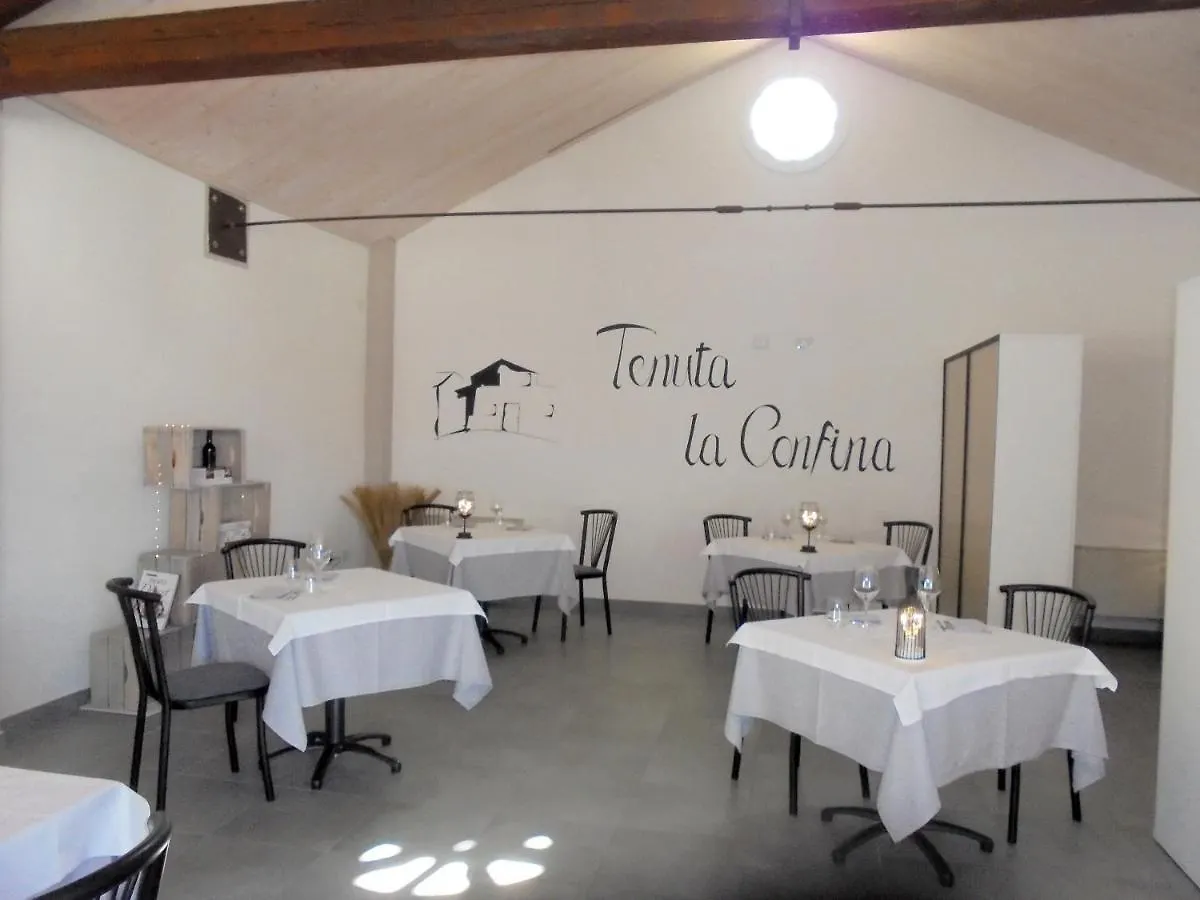 Alloggio per agriturismo Agriturismo la Confina Villa Lido di Spina Italia